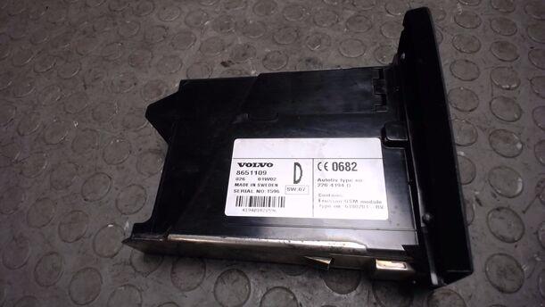 Foto: TELEFON MODUL/ GSM MODUL eines Volvo S60 2.4 Style