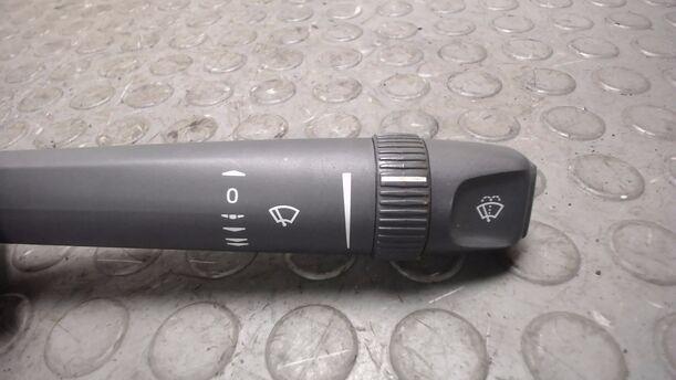 Foto: SCHEIBENWISCHERSCHALTER eines Volvo S60 2.4 Style