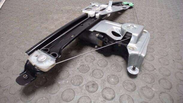 Foto: FENSTERHEBER ELEKTRISCH HINTEN LINKS eines Volvo S60 2.4 Style