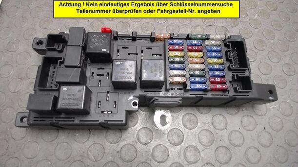Foto: SICHERUNGSKASTEN eines Volvo S60 2.4 Style