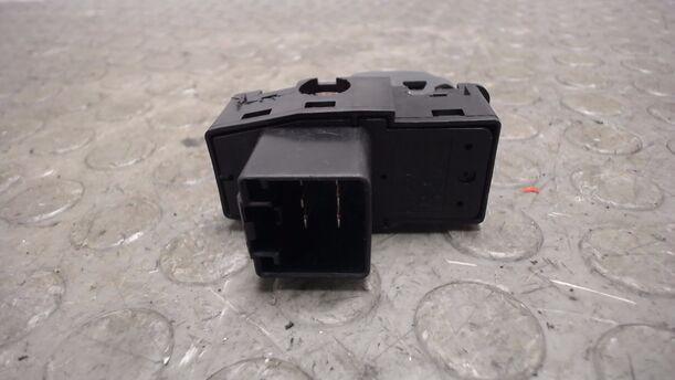 Foto: FENSTERHEBERSCHALTER HINTEN eines Volvo S60 2.4 Style