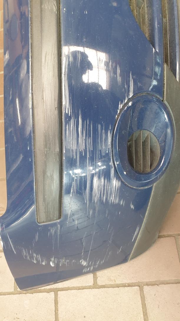 Foto: STOSSFÄNGER / STOSSSTANGE VORNE eines Ford Mondeo 1.8 Turnier Style