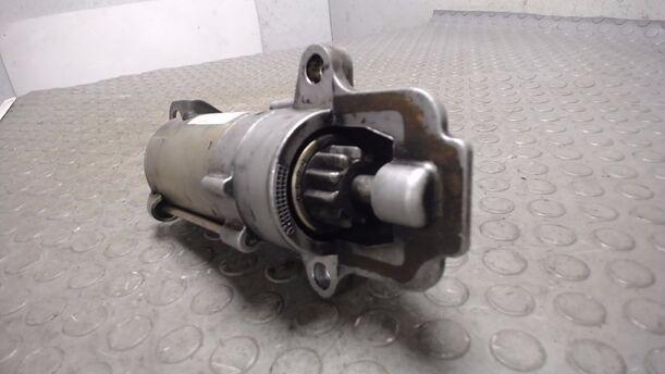 Foto: ANLASSER / STARTER ( SCHALTGETRIEBE ) eines Ford Mondeo 1.8 Turnier Style