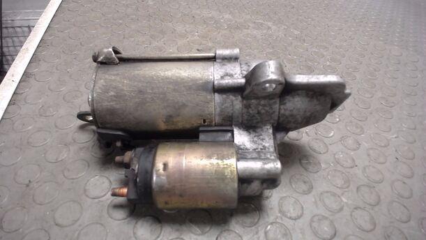 Foto: ANLASSER / STARTER ( SCHALTGETRIEBE ) eines Ford Mondeo 1.8 Turnier Style