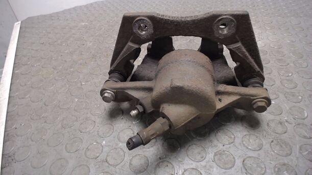 Foto: BREMSSATTEL VORNE RECHTS ( BOSCH ) eines Ford Mondeo 1.8 Turnier Style