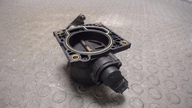 Foto: DROSSELKLAPPENSTUTZEN eines Ford Mondeo 1.8 Turnier Style