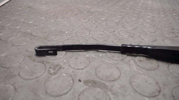 Foto: SCHEIBENWISCHERARM HINTEN ( TURNIER ) eines Ford Mondeo 1.8 Turnier Style