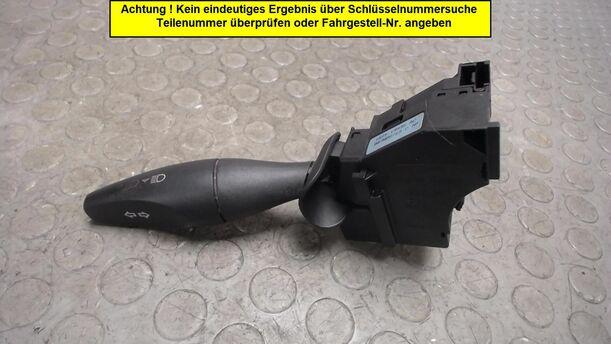 Foto: BLINKSCHALTER / KOMBISCHALTER eines Ford Mondeo 1.8 Turnier Style