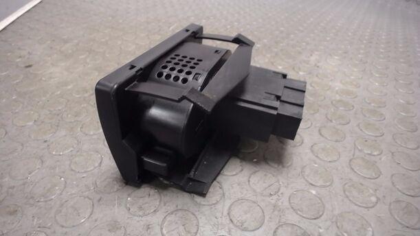 Foto: LICHTSCHALTER eines Ford Mondeo 1.8 Turnier Style