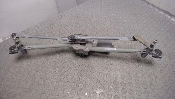 Foto: SCHEIBENWISCHERMOTOR VORNE eines Ford Mondeo 1.8 Turnier Style