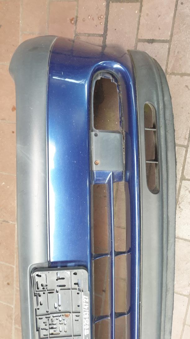 Foto: STOSSFÄNGER / STOSSSTANGE VORNE eines Renault Grand Espace 2.0 Style