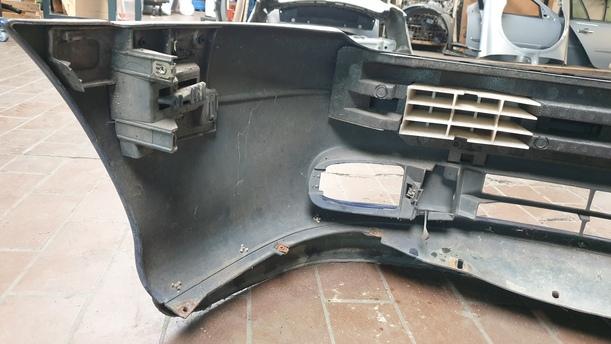 Foto: STOSSFÄNGER / STOSSSTANGE VORNE eines Renault Grand Espace 2.0 Style