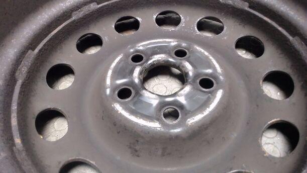 Foto: STAHLFELGE 6X15 ET55 eines VW Sharan 1.8 5V Turbo Style