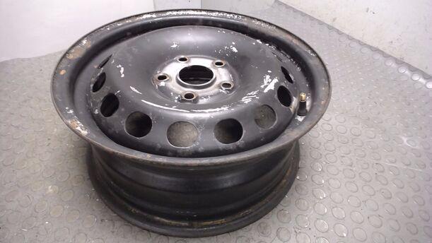 Foto: STAHLFELGE 6X15 ET47 eines VW Golf 1.4 Style