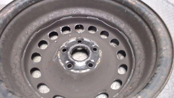 Foto: STAHLFELGE 6X15 ET47 eines VW Golf 1.4 Style