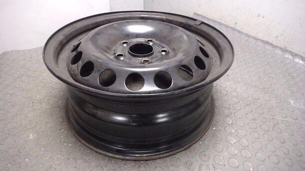 Foto: STAHLFELGE 6X15 ET47 eines VW Golf 1.4 Style