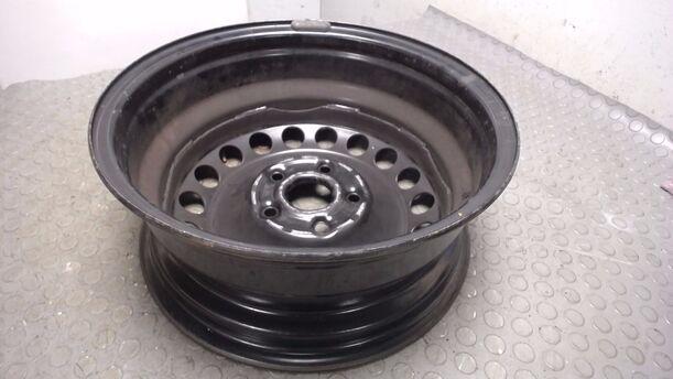 Foto: STAHLFELGE 6X15 ET47 eines VW Golf 1.4 Style