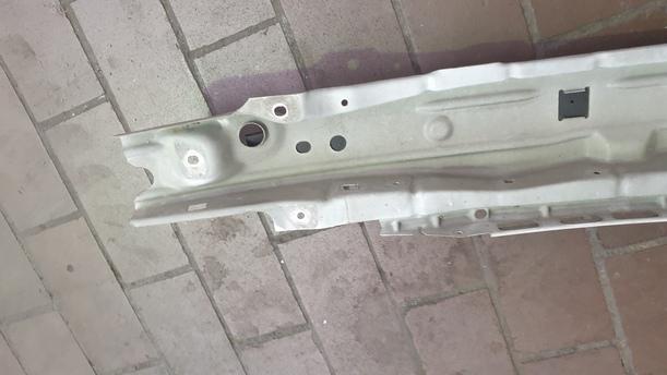 Foto: VERSTÄRKUNG VORNE eines Opel Astra 1.6 Style