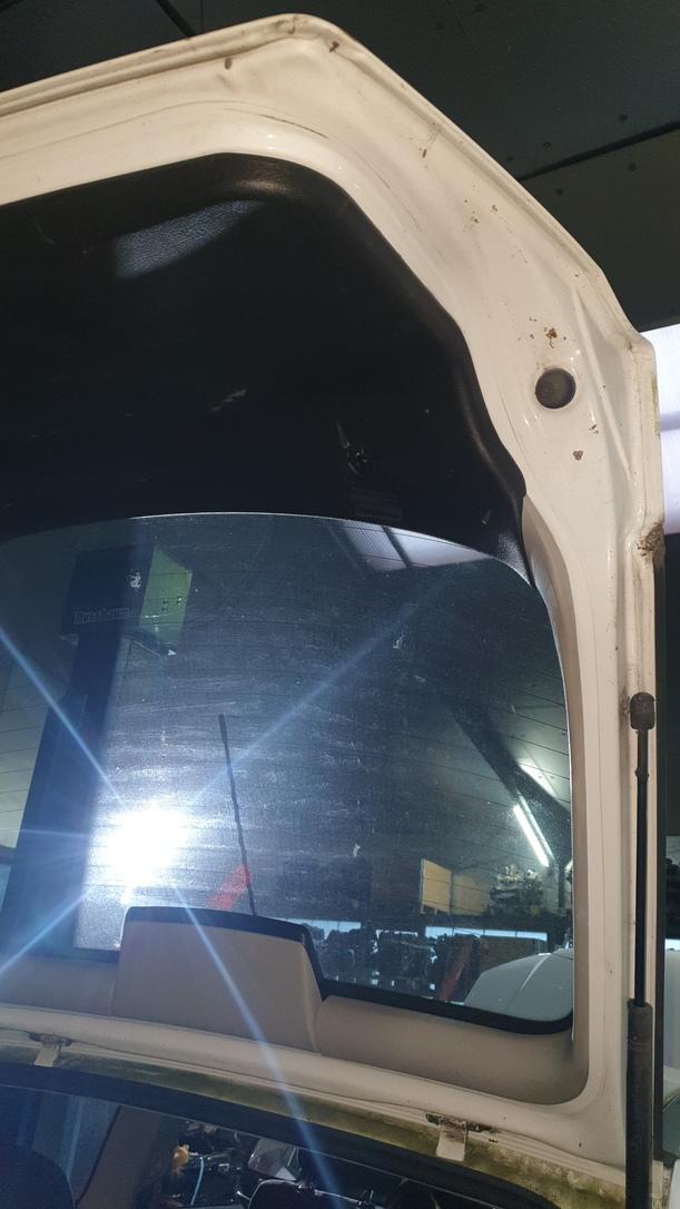 Foto: HECKKLAPPE / HECKDECKEL eines Opel Astra 1.6 Style
