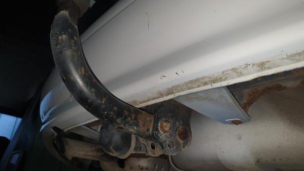 Foto: STOSSFÄNGER / STOSSSTANGE HINTEN eines Opel Astra 1.6 Style