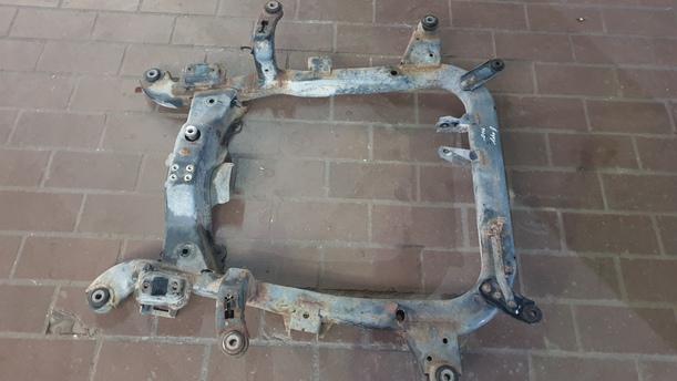 Foto: VORDERACHSE / ACHSE VORN eines Opel Astra 1.6 Style