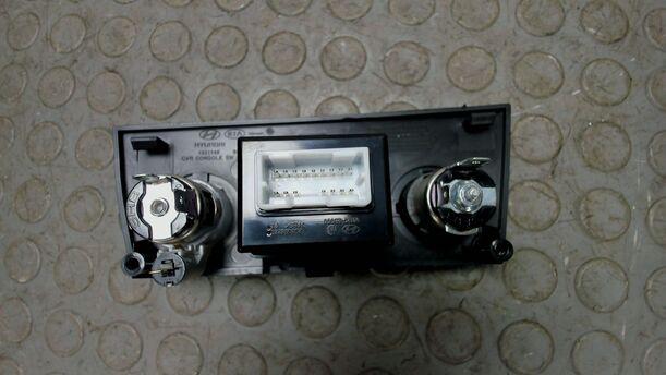 Foto: ZIGARETTENANZÜNDER / AUX / USB STECKER eines Kia Ceed 1.6 CRDi SW Style