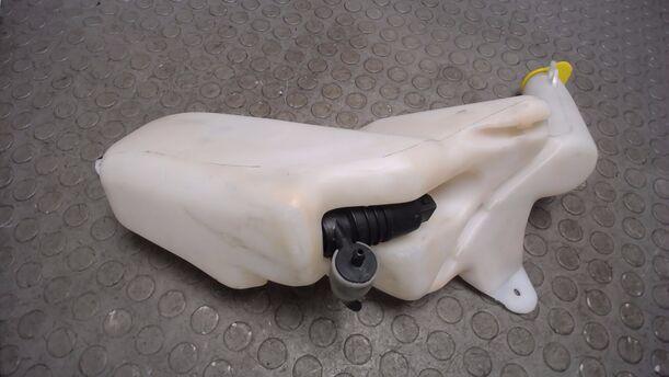 Foto: SCHEIBENWASCHBEHÄLTER eines Opel Astra 1.6 Style