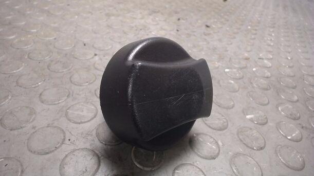 Foto: TANKDECKEL ( BENZIN ) eines Opel Astra 1.6 Style