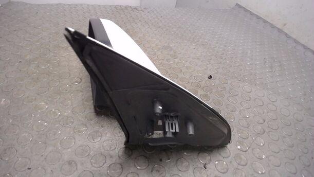 Foto: AUSSENSPIEGEL ELEKTRISCH VERSTELLBAR / HEIZBAR LINKS eines Opel Astra 1.6 Style