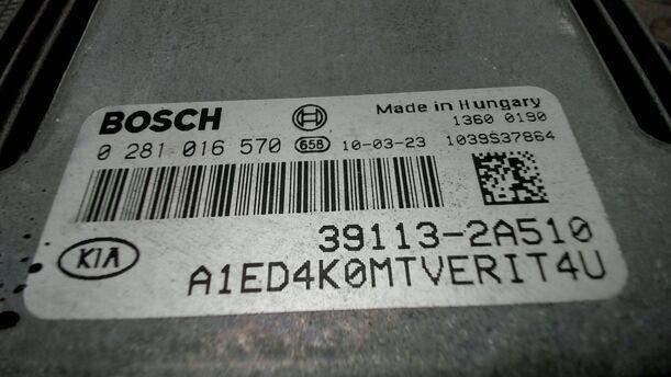 Foto: STEUERGERÄT EINSPRITZUNG / MOTORSTEUERGERÄT eines Kia Ceed 1.6 CRDi SW Style