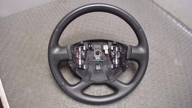Foto: LEDERLENKRAD eines Renault Laguna Grandtour 2.0 dCi Style