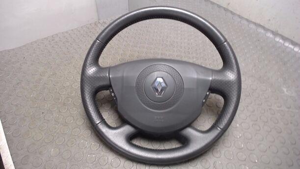 Foto: LEDERLENKRAD eines Renault Laguna Grandtour 2.0 dCi Style