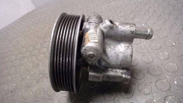 Foto: PUMPE SERVOLENKUNG eines Renault Laguna Grandtour 2.0 dCi Style