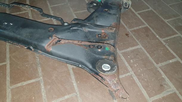 Foto: VORDERACHSE/ ACHSE VORN eines VW Passat Variant 1.9 TDI Style