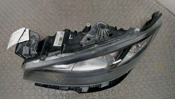 Foto: SCHEINWERFER LINKS eines Renault Laguna Grandtour 2.0 dCi Style