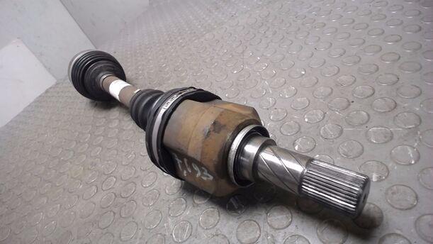 Foto: ANTRIEBSWELLE VORNE LINKS eines Renault Laguna Grandtour 2.0 dCi Style