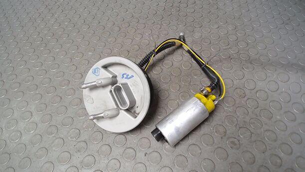 Foto: KRAFTSTOFFPUMPE eines VW Passat Variant 1.9 TDI Style