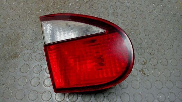 Foto: HECKLEUCHTE / RÜCKLICHT LINKS INNEN eines Daewoo Lanos 1.5 Style