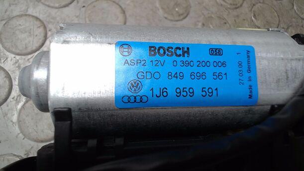 Foto: MOTOR SCHIEBEDACH/ SCHIEBEDACHMOTOR eines VW Passat Variant 1.9 TDI Style