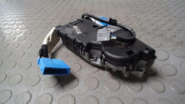 Foto: MOTOR SCHIEBEDACH/ SCHIEBEDACHMOTOR eines VW Passat Variant 1.9 TDI Style