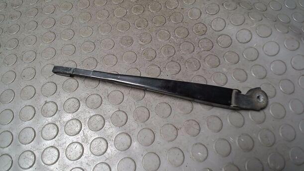 Foto: SCHEIBENWISCHERARM HINTEN ( VARIANT ) eines VW Passat Variant 1.9 TDI Style