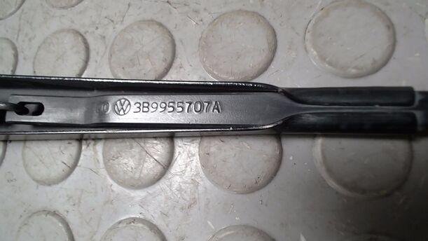 Foto: SCHEIBENWISCHERARM HINTEN ( VARIANT ) eines VW Passat Variant 1.9 TDI Style