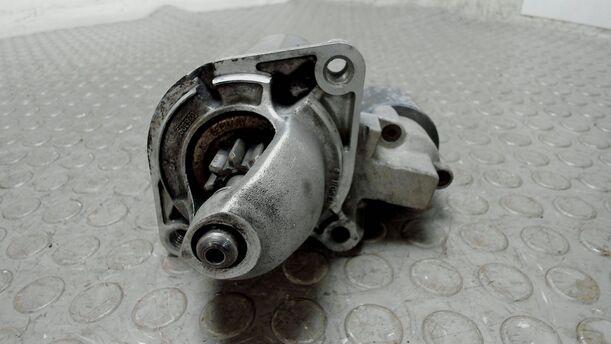 Foto: ANLASSER / STARTER eines BMW 318i Style