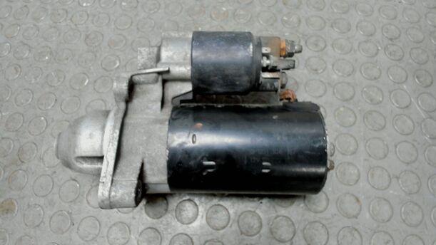 Foto: ANLASSER / STARTER eines BMW 318i Style
