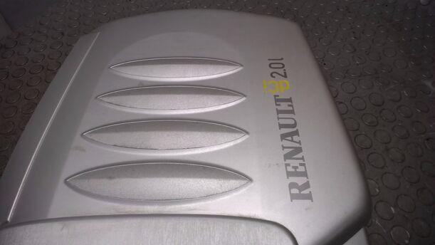 Foto: MOTORABDECKUNG / MOTORVERSCHALUNG eines Renault Laguna Grandtour 2.0 dCi Style