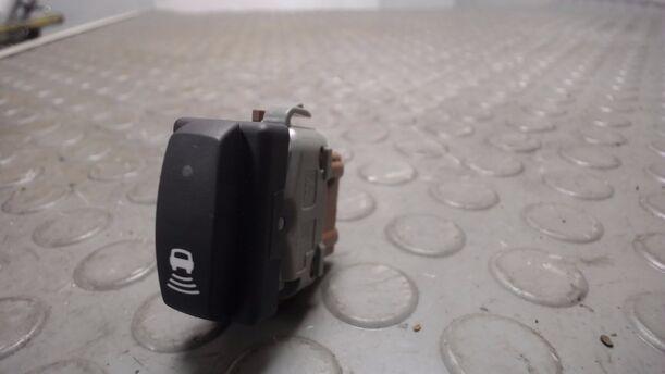 Foto: SCHALTER PARKSYSTEM eines Renault Laguna Grandtour 2.0 dCi Style