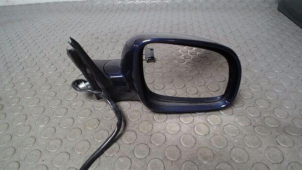 Foto: AUSSENSPIEGEL ELEKTRISCH VERSTELLBAR RECHTS eines VW Passat Variant 1.9 TDI Style