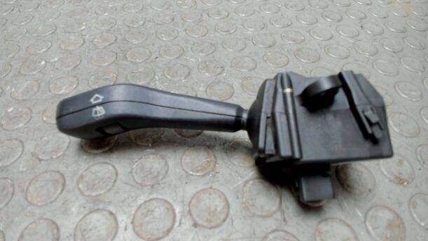 Foto: SCHEIBENWISCHERSCHALTER eines BMW 318i Style