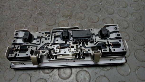 Foto: INNENBELEUCHTUNG eines BMW 318i Style