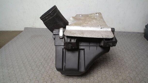 Foto: LUFTFILTERKASTEN ATJ eines VW Passat Variant 1.9 TDI Style